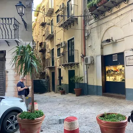 Bb4U Apartments And Terrace Palermo Exterior photo